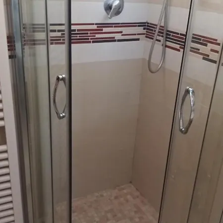 Half Moon Airport Restaurant Frühstückspension Rivazzurra Di Rimini