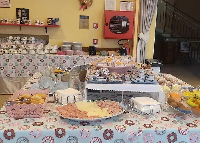 Half Moon Airport Restaurant Rivazzurra Di Rimini