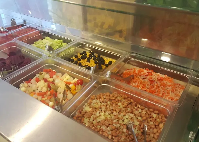 Half Moon Airport Restaurant 3* Rivazzurra Di Rimini