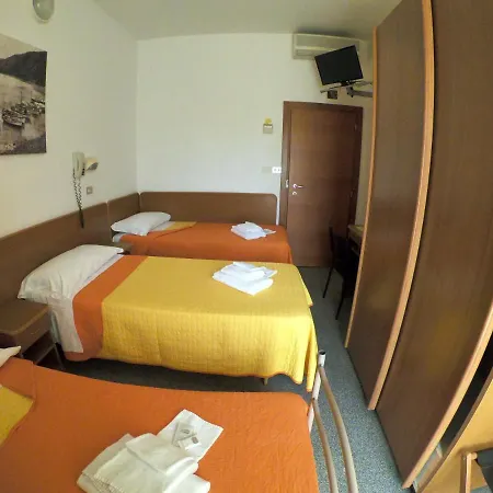 Half Moon Airport Restaurant Rivazzurra Di Rimini