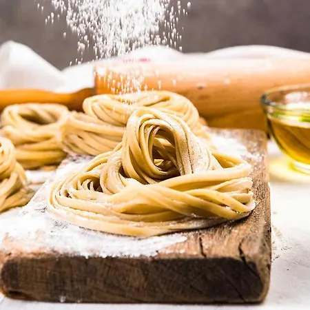 Half Moon Airport Restaurant 3*