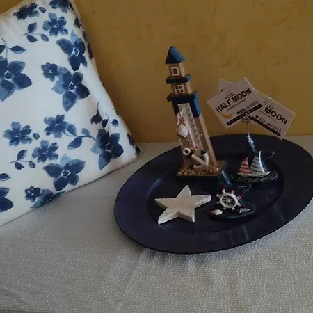 Half Moon Airport Restaurant Alojamento de Acomodação e Pequeno-almoço