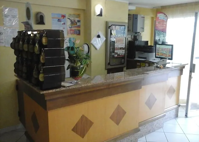 Half Moon Airport Restaurant Rivazzurra Di Rimini