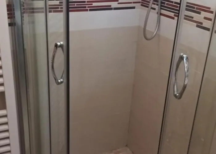 Half Moon Airport Restaurant Couette-café Rivazzurra Di Rimini