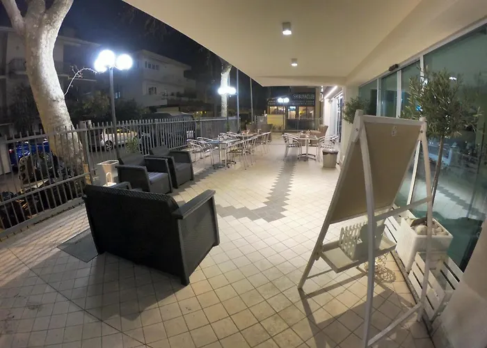 Nocleg ze śniadaniem Half Moon Airport Restaurant