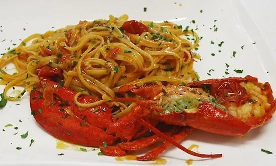 לינה וארוחת בוקר Half Moon Airport Restaurant 3*
