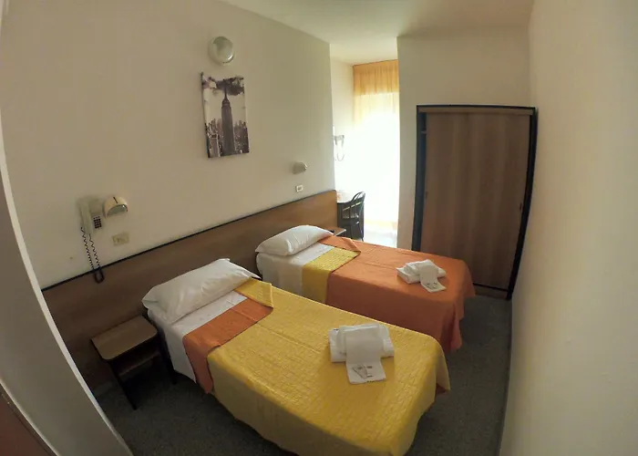 Half Moon Airport Restaurant